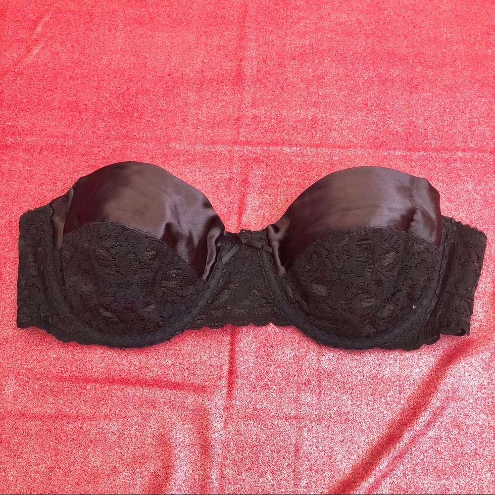 Vintage strapless bra